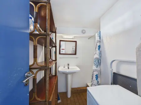 Appartement T2 à 150 m de la plage avec terrasse et parking privé - Photo 12