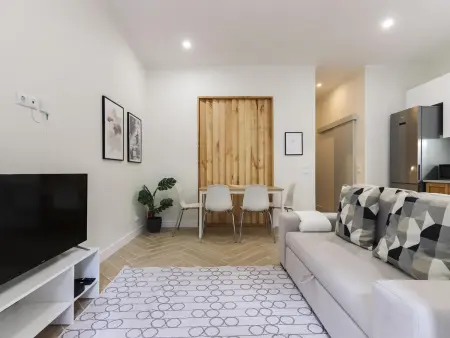 Appartement Design à Lisbonne avec Terrasse - Proche du Centre, 1 Chambre, Cuisine Équipée - Photo 1