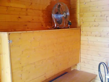Bungalow en bois proche plage avec piscine, parking et animaux admis - Photo 8