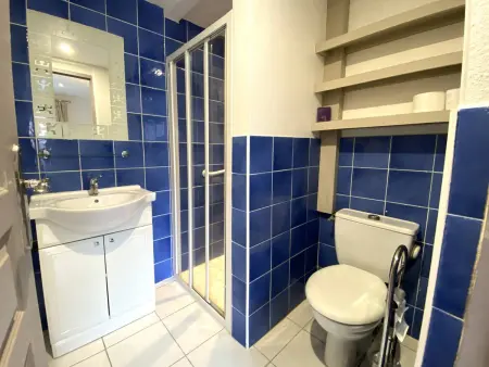 Appartement avec grande terrasse, WIFI, proche port et commerces, Perros-Guirec - Photo 4