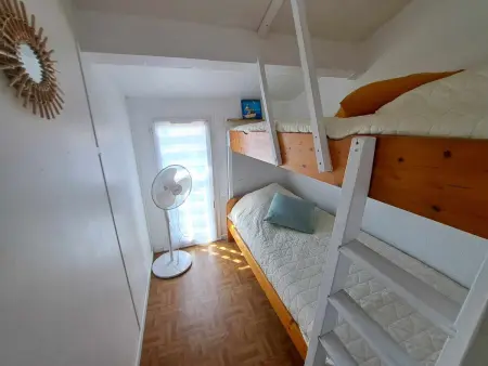 Charmante maison 2 pièces cabine 6 personnes, proche mer et étang, terrasse avec BBQ - Photo 7