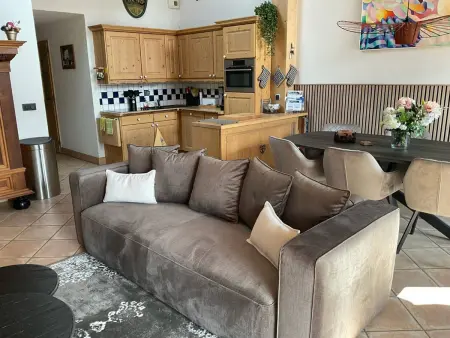 Spacieux chalet 8 pers avec piscine, spa et pied des pistes - 3 étoiles Atout France - Photo 3