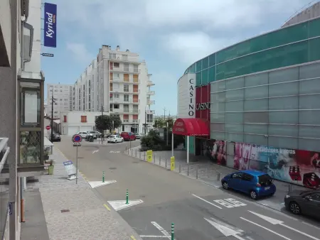 Studio rénové avec balcon à 100m de la plage et piscine - 4 personnes - Les Sables-d'Olonne - Photo 1