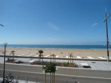 Beau Studio 1er étage avec balcon et ascenseur, Appartement 3 personnes à Les Sables d'Olonne - Photo 1