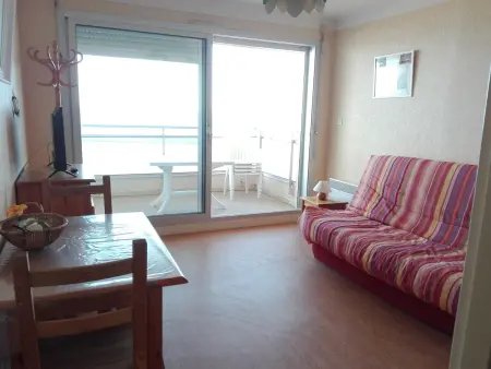 Studio face à la mer avec balcon, proche centre - Photo 2