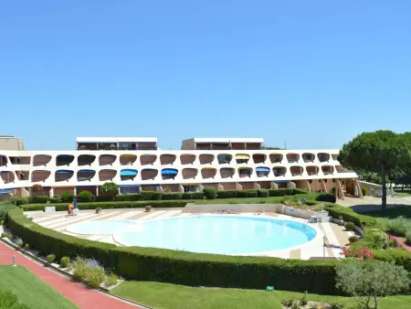 Studio climatisé avec terrasse, piscine & parking, proche plage et port - Le Grau-du-Roi - Photo 15