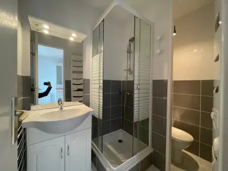 Appartement T2 avec Terrasse à 300m de la Plage de Saint-Georges-de-Didonne - Photo 9