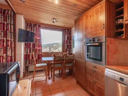 Charmant 2 pièces avec terrasse et cuisine neuve au cœur de Méribel, accès direct aux pistes - Photo 4