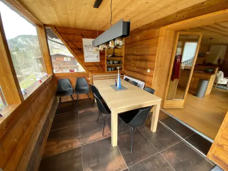 Appartement 3 chambres avec terrasse, balcon, terrain de boule, parking, wifi - Photo 4