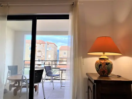 Bel appartement T2 en centre-ville proche plages - Photo 5