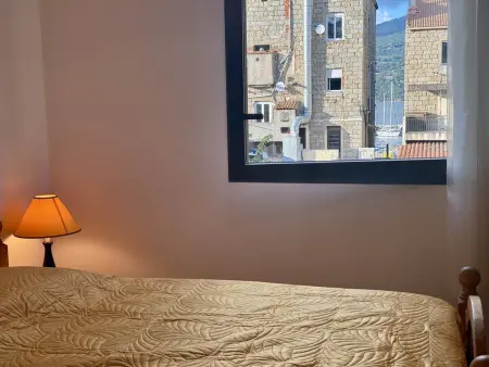 Bel appartement T2 en centre-ville proche plages - Photo 8