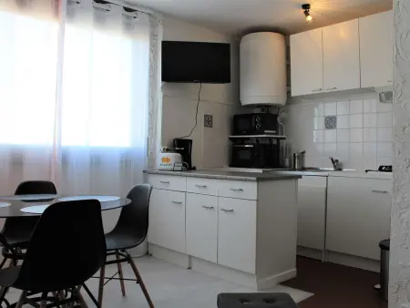 Studio cabine rénové, proche plage et commerces, 4 couchages, Port-la-Nouvelle - Photo 5