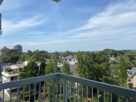 Appartement refait à neuf avec terrasse et parking, 1 chambre, 2 couchages, La Baule - Photo 9