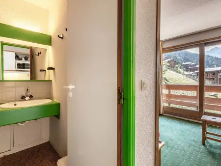 Appartement confortable, pieds des pistes, balcon, casier à skis - Photo 8