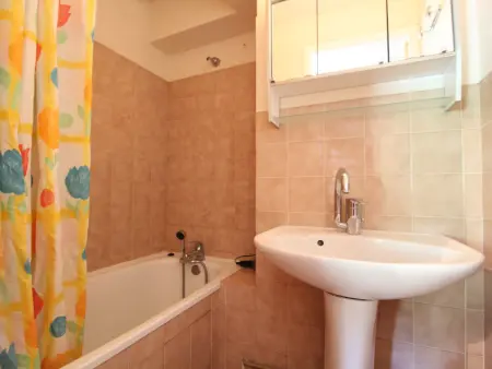 Appartement pour 6 personnes au pied des pistes à Val Cenis Lanslevillard - Photo 4