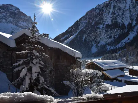 Charmant 2 pièces ensoleillé, balcon sud, parking, proche pistes - Photo 10