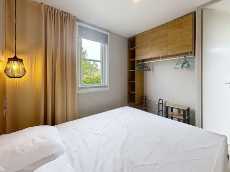 Mobil-home de Grand Confort à 200m de la plage avec piscine chauffée, 2 chambres, parking, wifi inclus - Photo 7