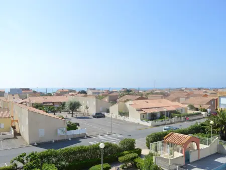 Appartement rénové 2 pièces + mezzanine, piscine, parking, proche plage - Photo 14
