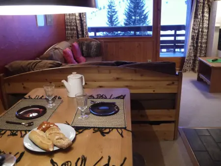 Bel appart T2 avec balcon proche pistes et commerces à Méribel - Photo 4