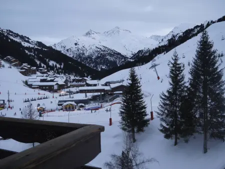 Bel appart T2 avec balcon proche pistes et commerces à Méribel - Photo 12