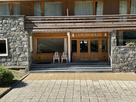 Bel appart T2 avec balcon proche pistes et commerces à Méribel - Photo 15