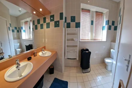 Pretty apartment with sea view in Primel, Appartement à Primel avec Vue Mer & Plages - Photo 10