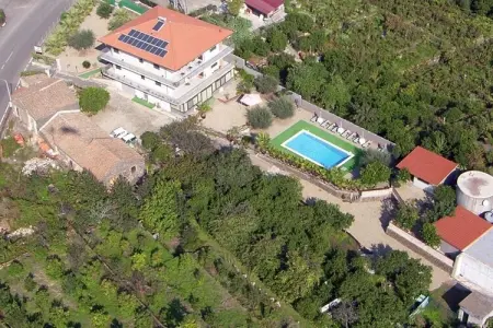 Suite vista Etna, Retraite sicilienne : piscine et jardin - Photo 17