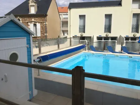 Appartement T2 avec piscine, parking, proche plage et commerces - Photo 4