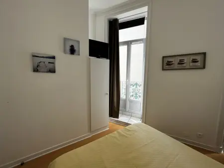 Appartement T2 avec piscine, parking, proche plage et commerces - Photo 8