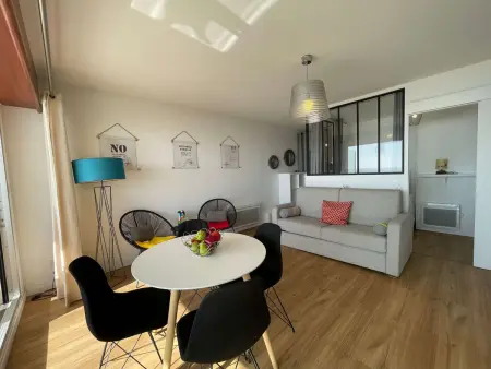 Grand studio cabine 4 pers, balcon, rénové, proche océan, Saint-Hilaire-de-Riez - Photo 2