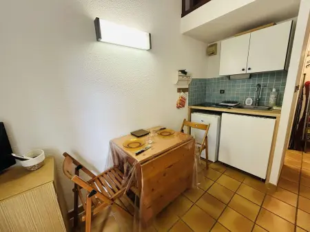 Studio Cabine avec Terrasse, Piscine et Parking Privé, 4 Couchages à Narbonne Plage - Photo 1