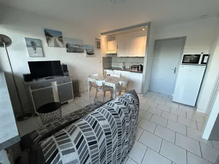 Appartement familial avec piscine et parking à Port Camargue - Photo 3