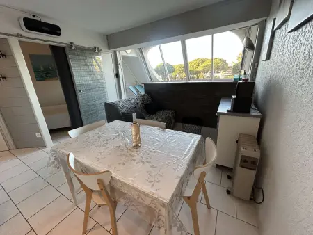 Appartement familial avec piscine et parking à Port Camargue - Photo 5