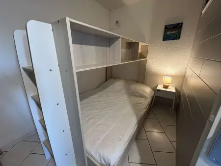 Appartement familial avec piscine et parking à Port Camargue - Photo 11
