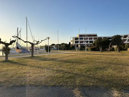 Appartement familial avec piscine et parking à Port Camargue - Photo 21