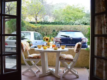 Studio avec Terrasse, Parking, à 500m de la Plage - Le Lavandou - Photo 1