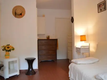 Studio avec Terrasse, Parking, à 500m de la Plage - Le Lavandou - Photo 4
