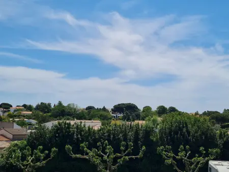 Appartement Ensoleillé avec Terrasse et Parking au Centre de Meschers, Proche Plages et Commerces - Photo 8