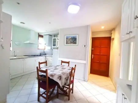 T3 Spacieux entre Ville & Lac, Wifi, Animaux Acceptés - Photo 1