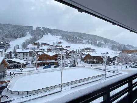 Appartement de luxe au pied des pistes avec terrasse et vue imprenable - Photo 12