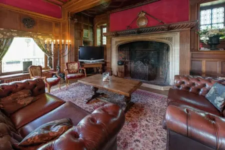 Le Chateau de Balmoral - 34 pers, Château Spa de Luxe avec Piscine. - Photo 1