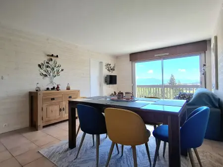 Appartement rénové 3 pièces avec terrasse, casier à skis et parking privé à Bolquère - Photo 2