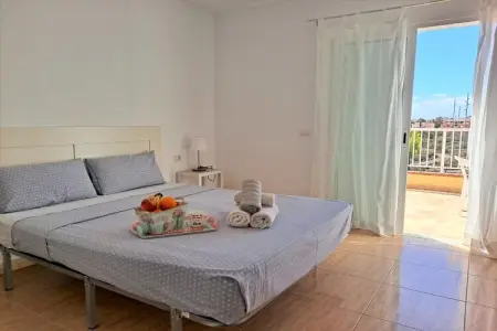 Home Holidays Apartamento Laura Costa Silencio, Appartement romantique avec piscine privée - Photo 16