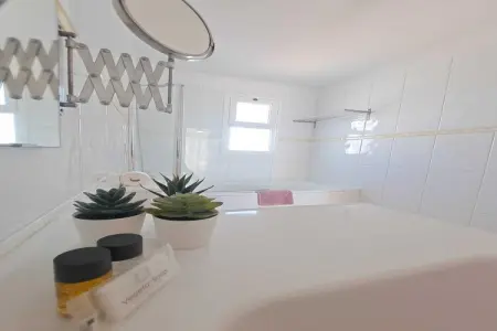Home Holidays Apartamento Laura Costa Silencio, Appartement romantique avec piscine privée - Photo 19