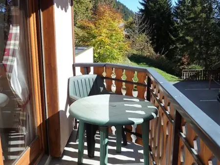Appartement 2 pièces avec balcon, parking - Secteur calme - Photo 2