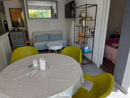 Appartement climatisé 3 pièces, 6 pers, terrasse, BBQ, parking privé, à 100 m de la plage - Photo 6