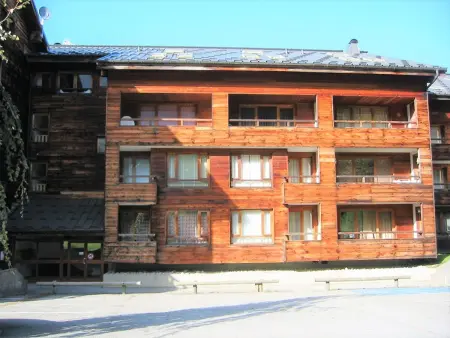Studio à Saint-Jean-d'Aulps avec piscine privative - Photo 9