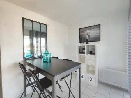 Appartement Climatisé avec Terrasse à Agde, 2 Pers. – Proche Plage, Équipé et Confortable - Photo 5