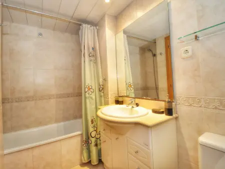 Appartement à 200m de la plage avec 4 piscines, WIFI, terrasse et jardin - idéal pour 4 personnes - Photo 14