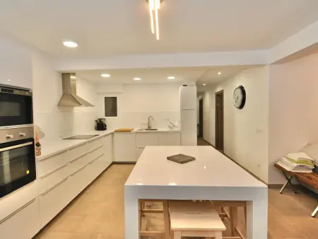 Appartement moderne à 500m de la plage avec terrasse et piscine communautaire - Photo 5
